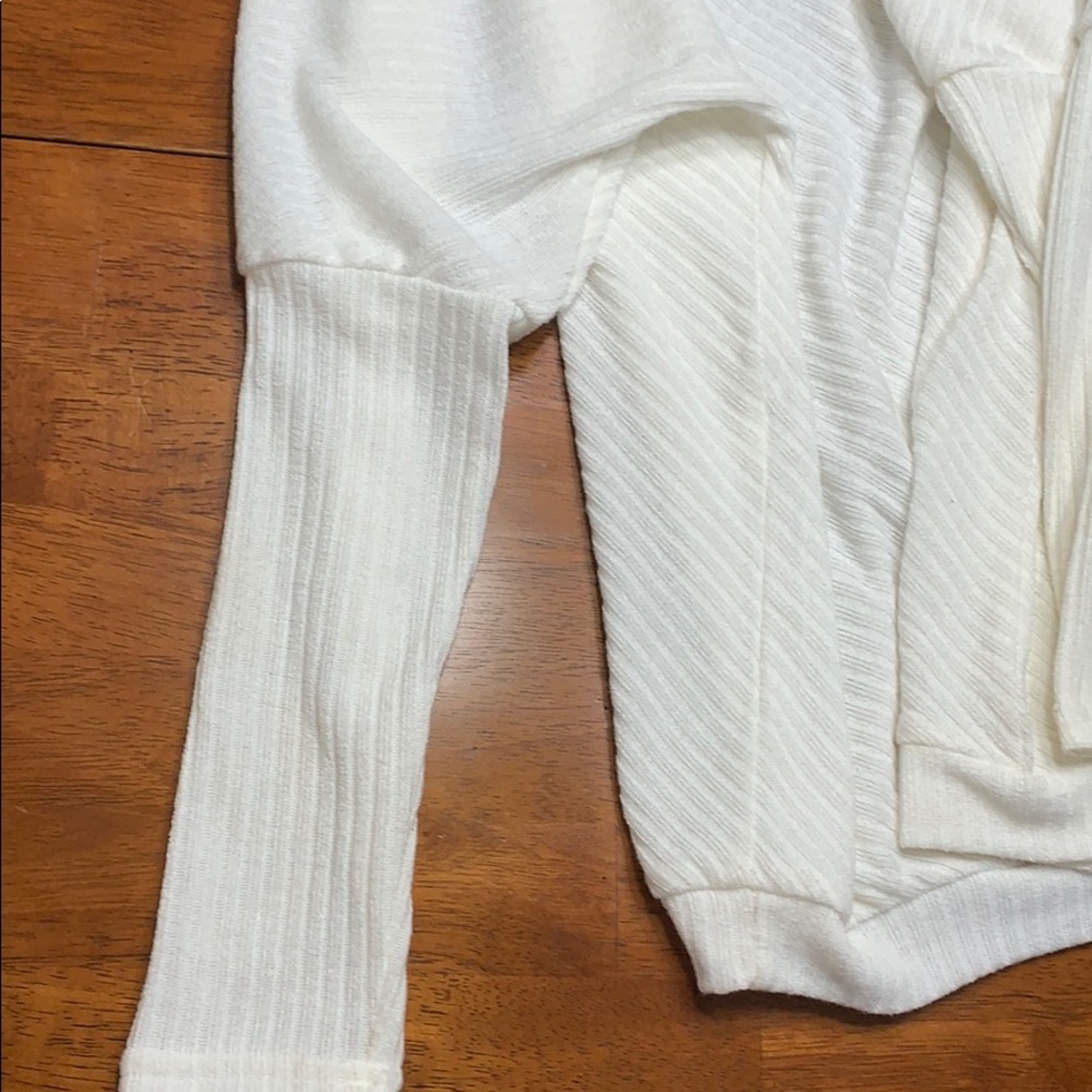 Off white ladies off shoulder top - Picture 5 of 8